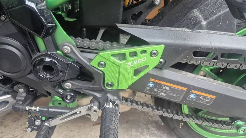 Kawasaki Z 900 SE Performance (2025 - 26) (6)