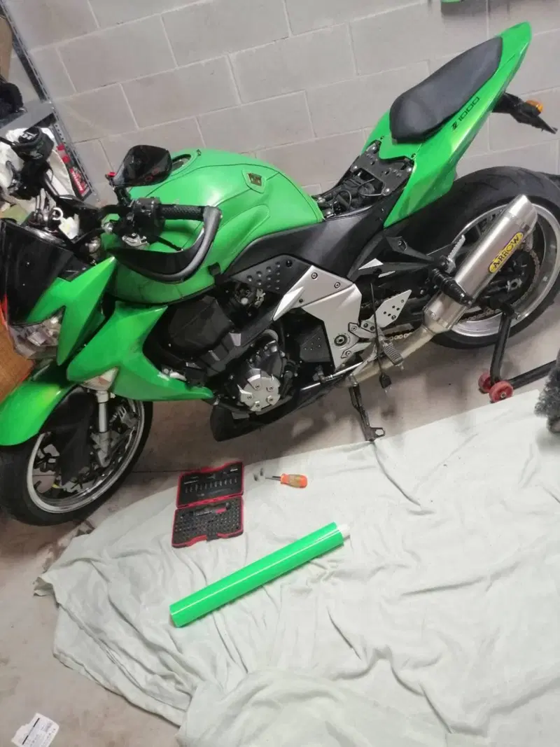 Kawasaki Z 1000 (2007 - 09) (8)