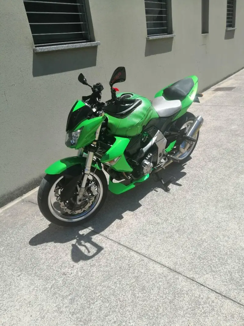 Kawasaki Z 1000 (2007 - 09) (11)