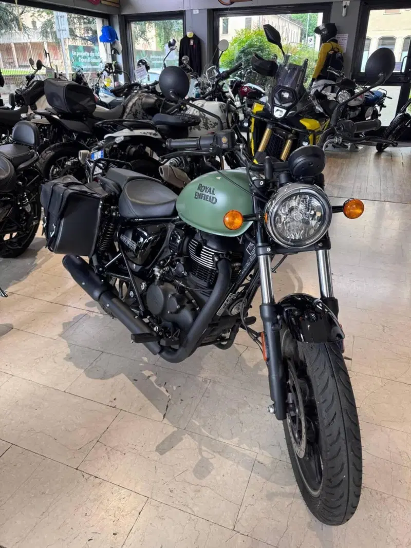 Royal Enfield Meteor 350 (2021 - 26)