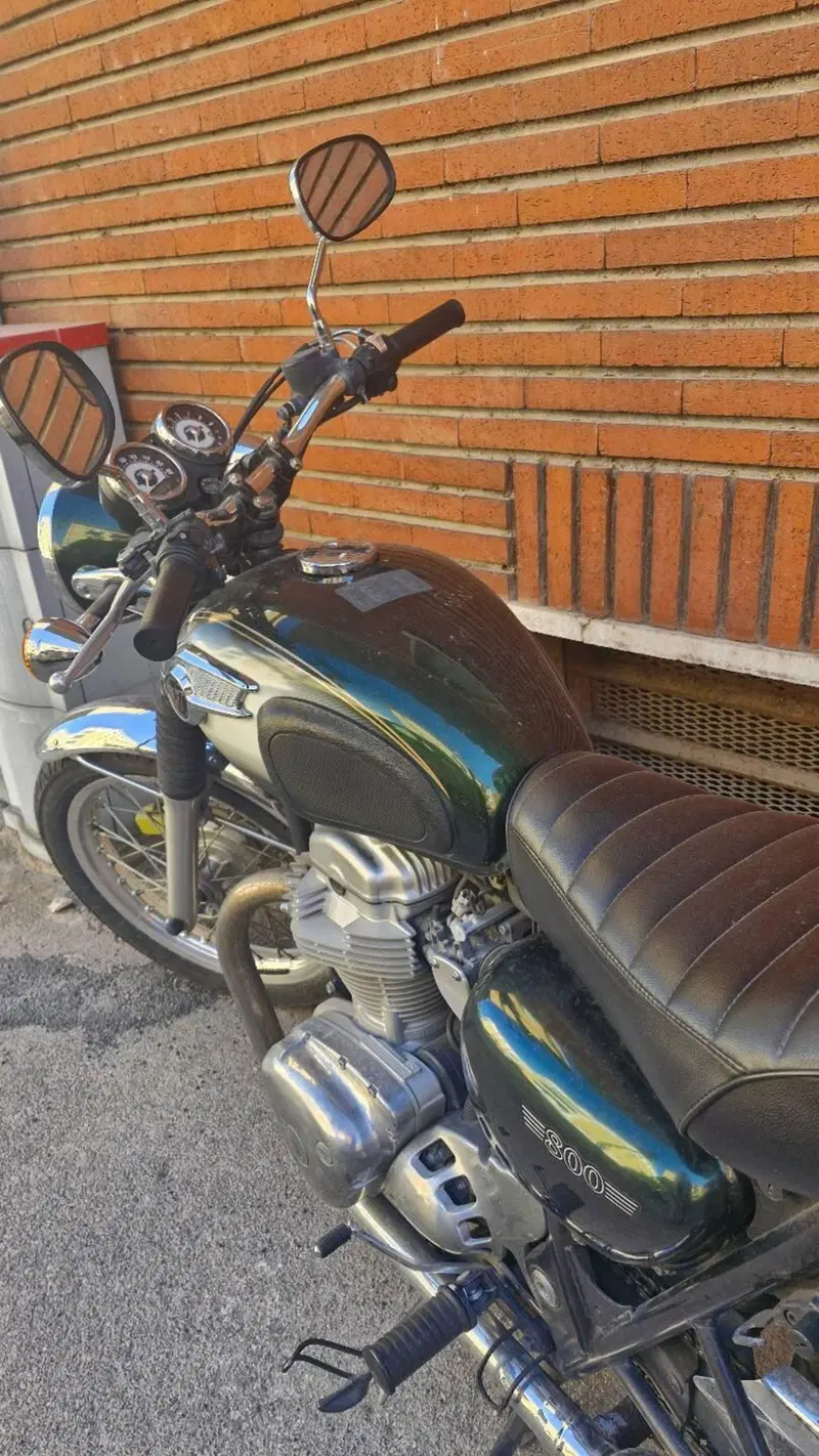 Kawasaki W 800 (2010 - 17) (2)