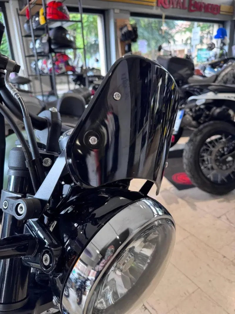 Royal Enfield Meteor 350 (2021 - 26) (3)