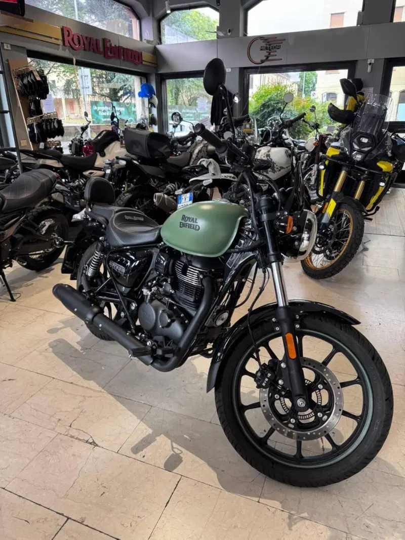 Royal Enfield Meteor 350 (2021 - 26) (5)