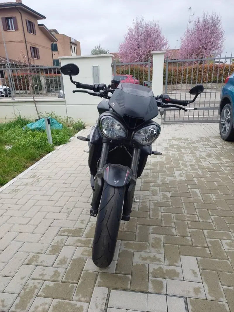Triumph Street Triple RS (2017 - 19) (4)