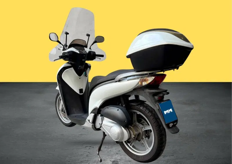 Honda SH 150i (2009 - 12) (4)
