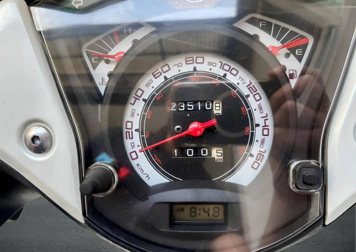 Honda SH 150i (2009 - 12) (5)