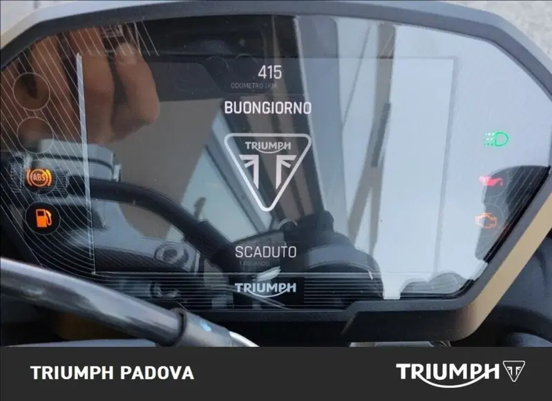 Triumph Street Triple 765 RX (2026) (2)