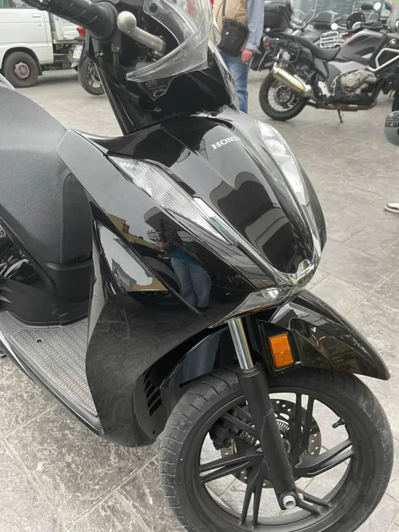 Honda SH 350 (2021 - 24) (2)