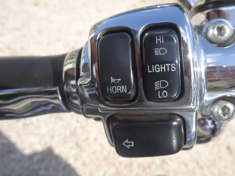 Harley-Davidson 1130 V-ROD (2002 - 05) - VRSCB (17)
