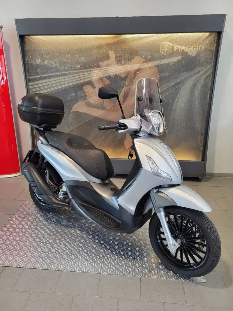 Piaggio Beverly 300 S i.e. ABS-ASR (2016 - 20)