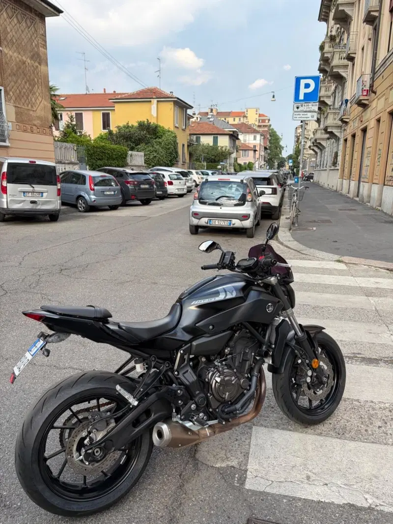 Yamaha MT-07 (2017 - 18) (2)