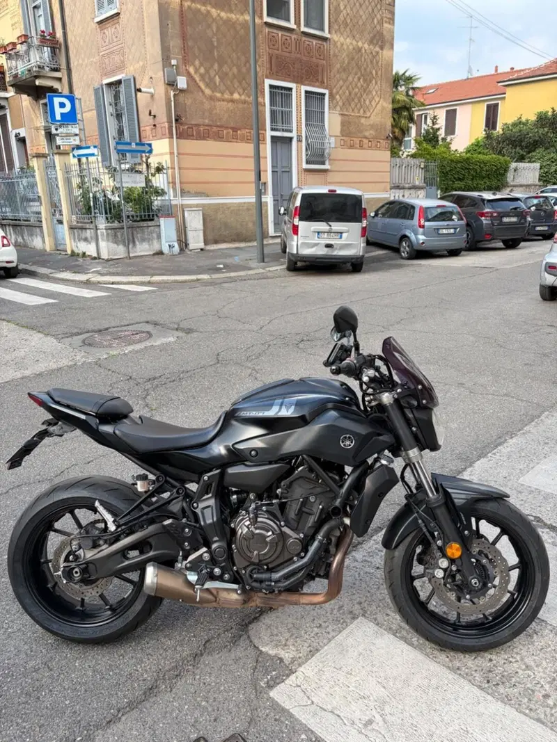 Yamaha MT-07 (2017 - 18) (4)