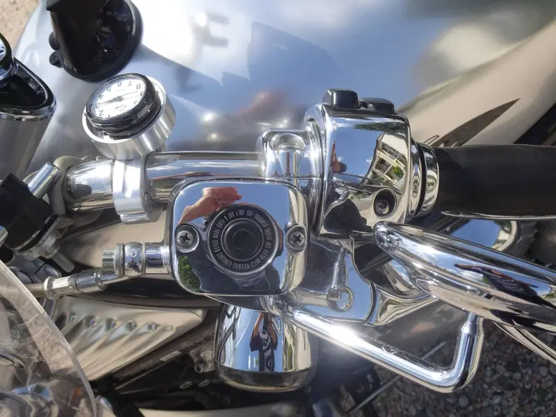 Harley-Davidson 1130 V-ROD (2002 - 05) - VRSCB (14)