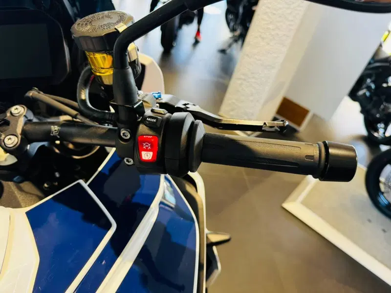 Bmw M 1000 XR (2024 - 26) (11)
