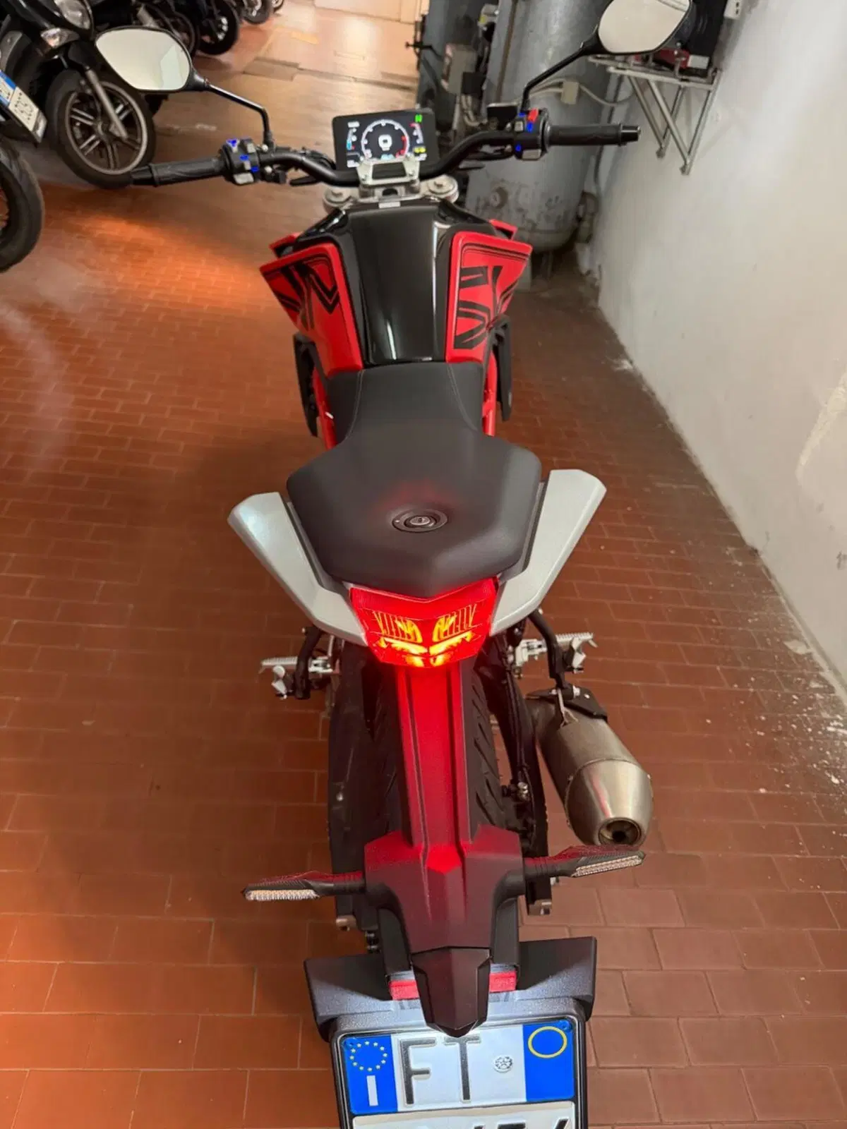 Swm Hoku 125 (2023 - 25) (4)