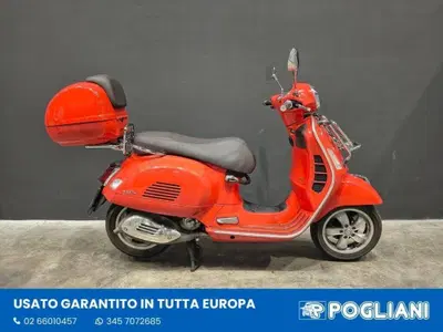 Vespa GTS 300 Super Hpe (2021 - 22) usata