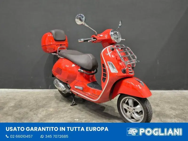 Vespa GTS 300 Super Hpe (2021 - 22) (2)