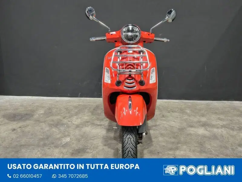 Vespa GTS 300 Super Hpe (2021 - 22) (3)