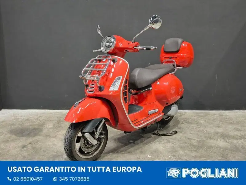 Vespa GTS 300 Super Hpe (2021 - 22) (4)