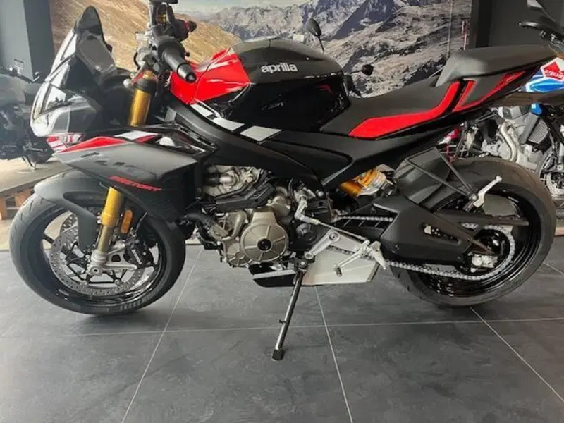 Aprilia Tuono 660 Factory (2025 - 26) (2)
