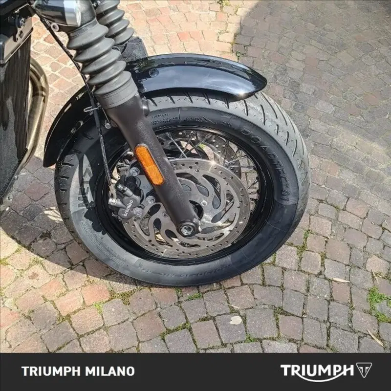 Triumph Bonneville Bobber 1200 (2021 - 25) (6)