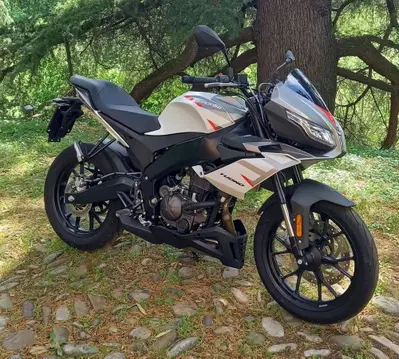 Aprilia Tuono 125 (2021 - 24) usata