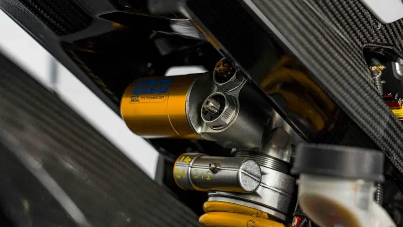 Bmw HP4 Race (2017 - 20) (11)