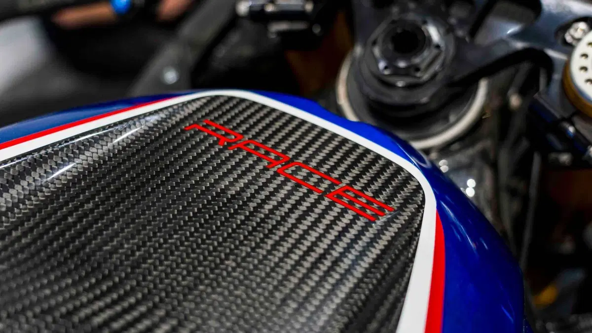 Bmw HP4 Race (2017 - 20) (15)