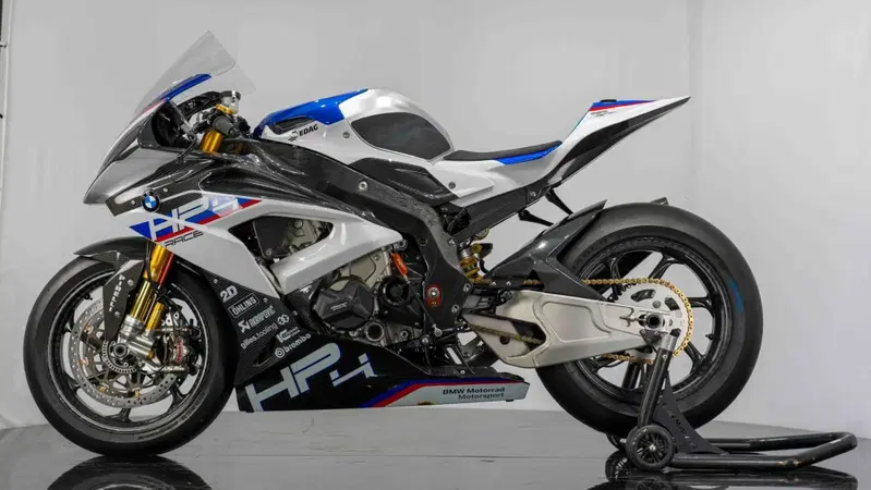 Bmw HP4 Race (2017 - 20) (2)
