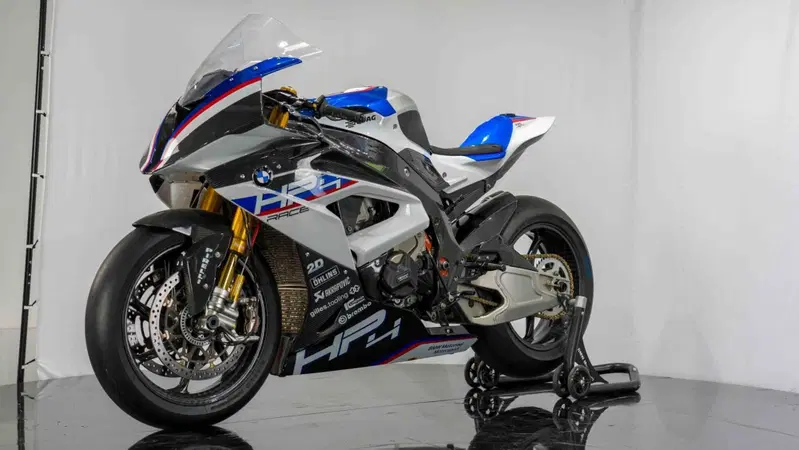 Bmw HP4 Race (2017 - 20) (3)