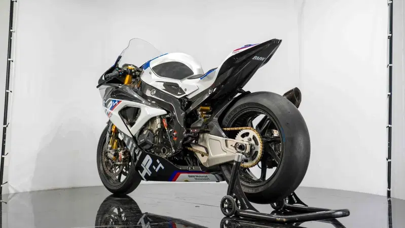 Bmw HP4 Race (2017 - 20) (9)