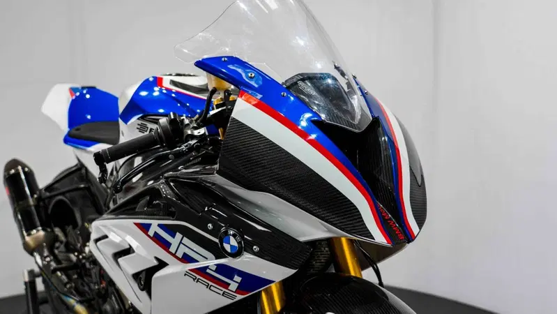 Bmw HP4 Race (2017 - 20) (16)