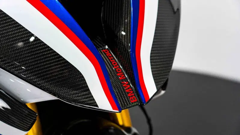 Bmw HP4 Race (2017 - 20) (17)