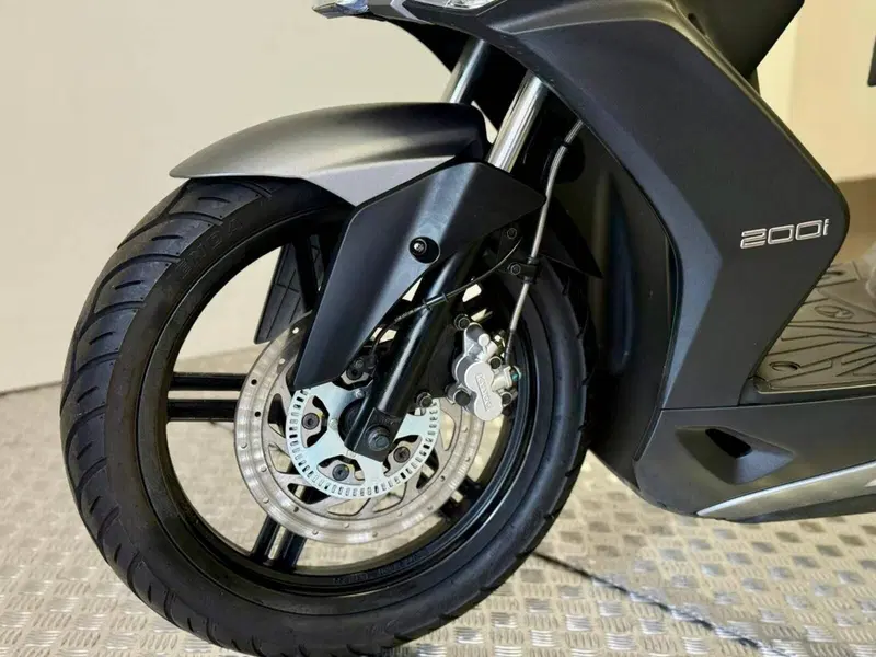 Kymco Agility 200i R16 + (2021 - 25) (14)