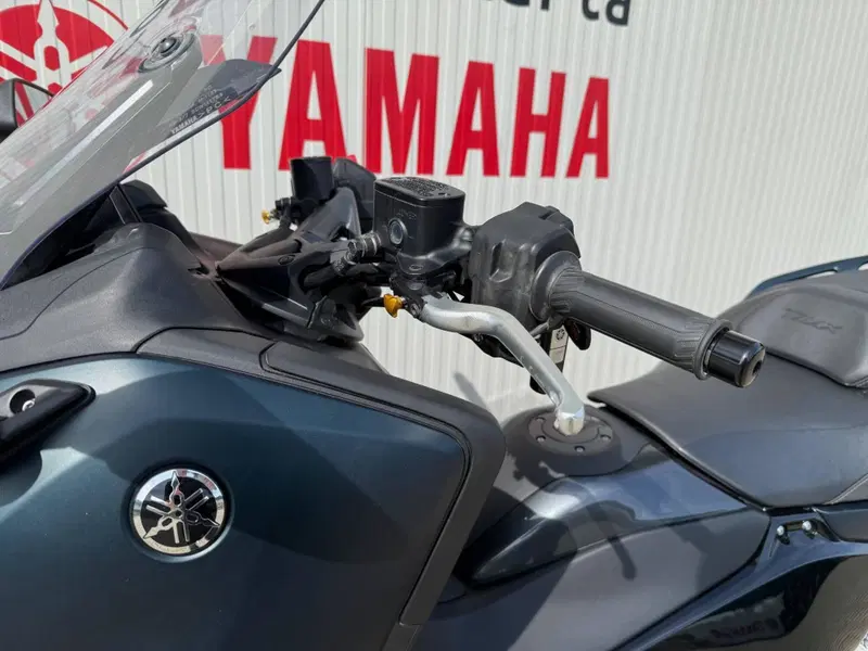 Yamaha T-Max 560 Tech Max (2022 - 24) (4)