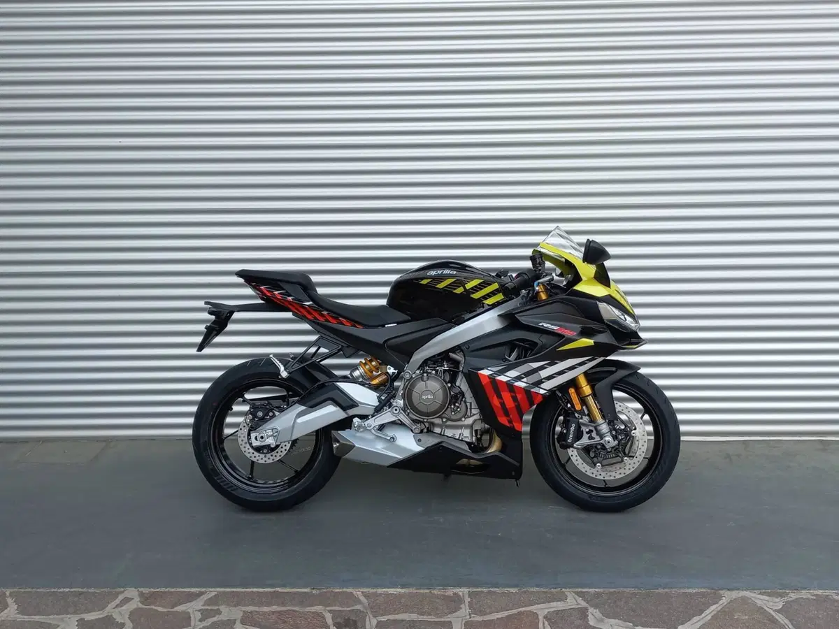 Aprilia RS 660 Factory (2025 - 26) (3)