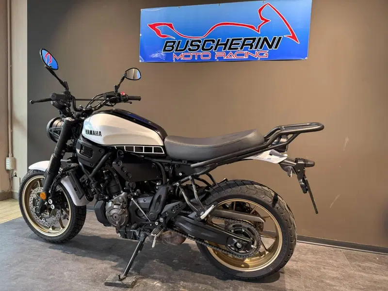 Yamaha XSR 700 Legacy (2023 - 26) (7)