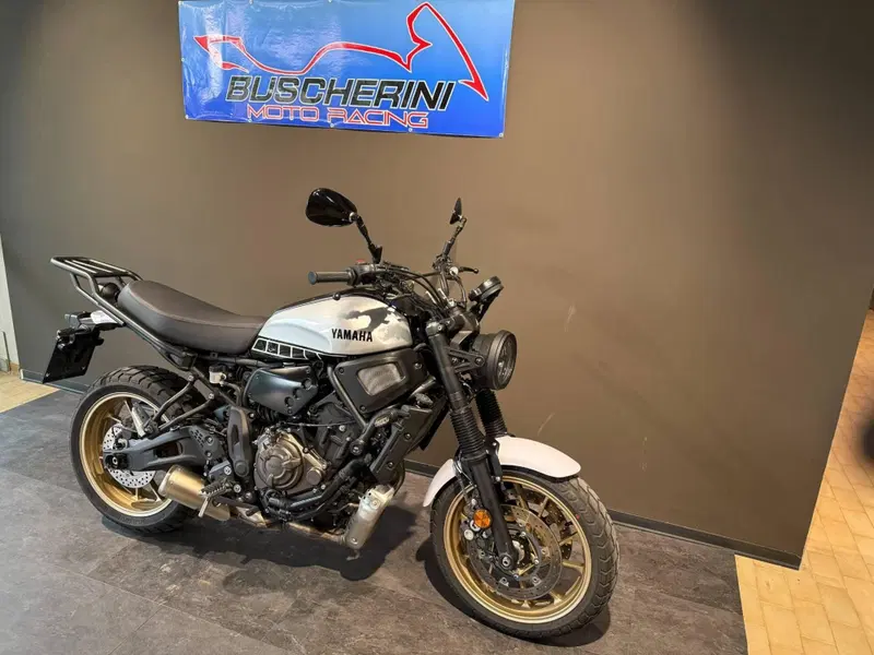 Yamaha XSR 700 Legacy (2023 - 26) (9)