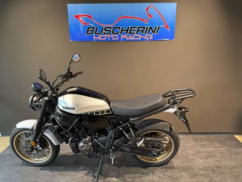 Yamaha XSR 700 Legacy (2023 - 26) (11)