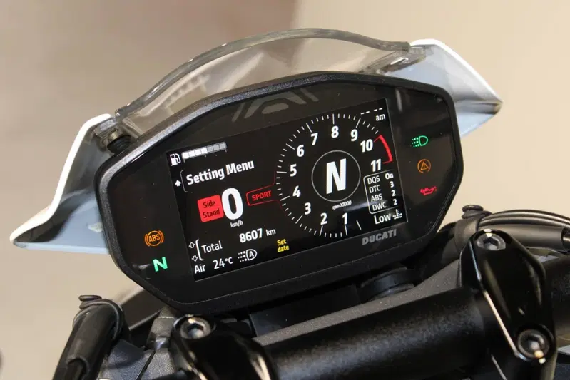 Ducati Monster 937 (2021 - 25) (6)
