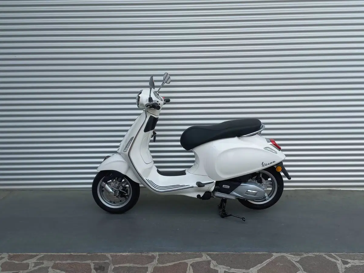 Vespa Primavera 125 (2024 - 25) (6)