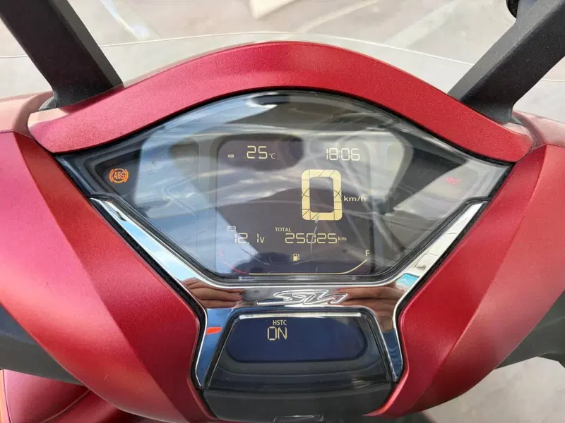 Honda SH 350 (2021 - 24) (3)