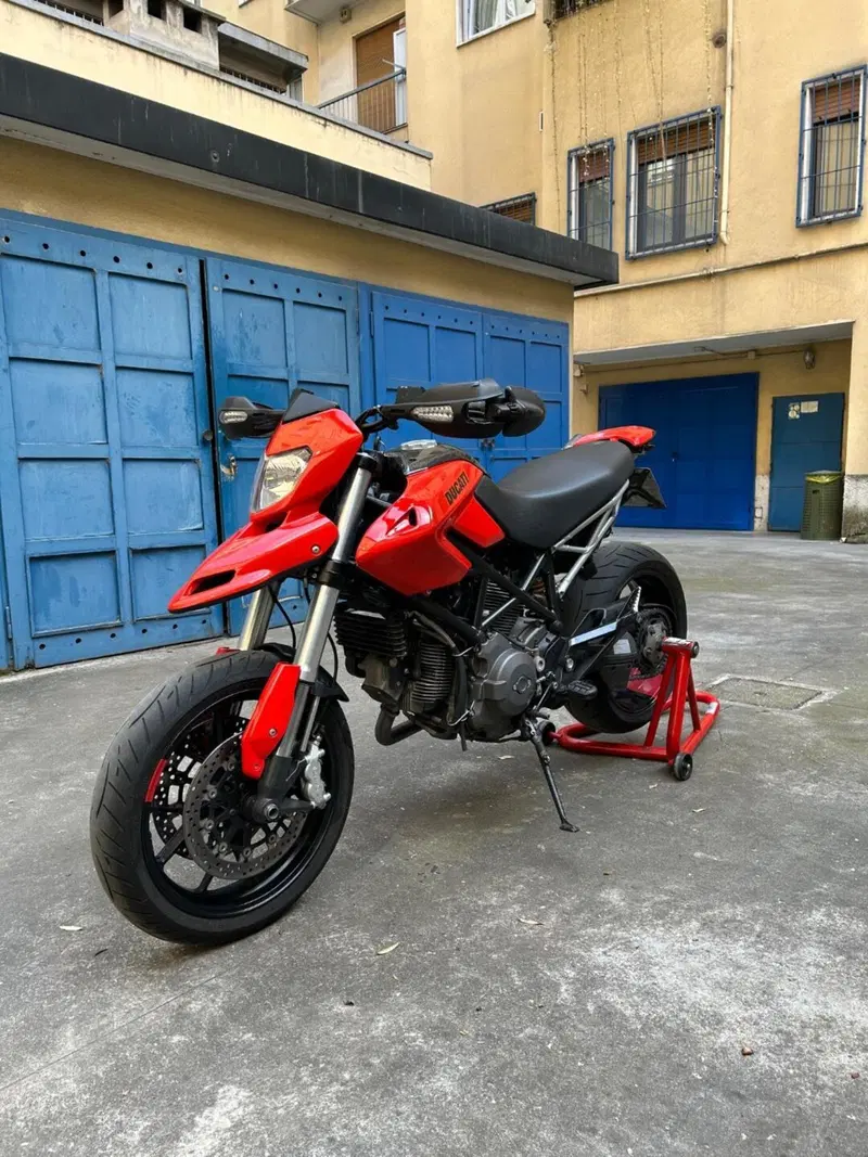 Ducati Hypermotard 796 (2012)