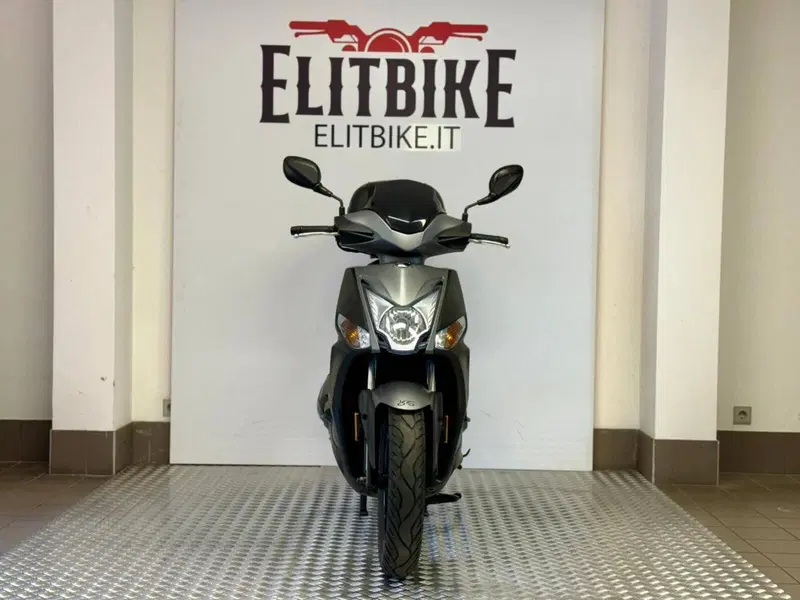 Kymco Agility 200i R16 + (2021 - 25) (3)
