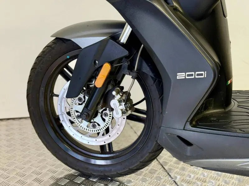 Kymco Agility 200i R16 + (2021 - 25) (13)