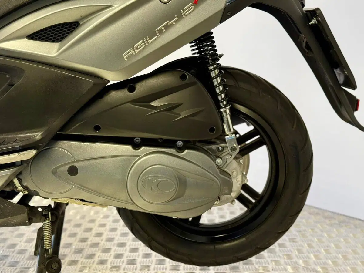 Kymco Agility 200i R16 + (2021 - 25) (16)