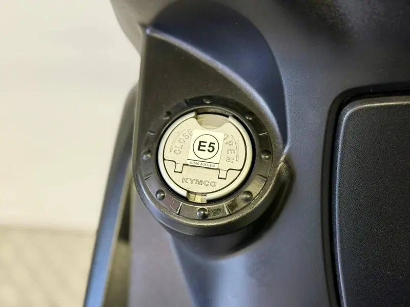 Kymco Agility 200i R16 + (2021 - 25) (17)