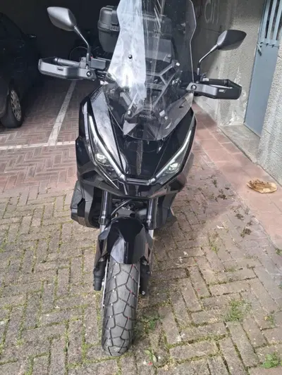 Honda X-ADV 750 (2025 - 26) usata