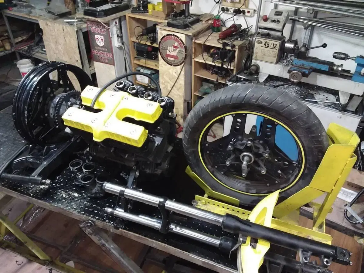 Honda cbx 750F