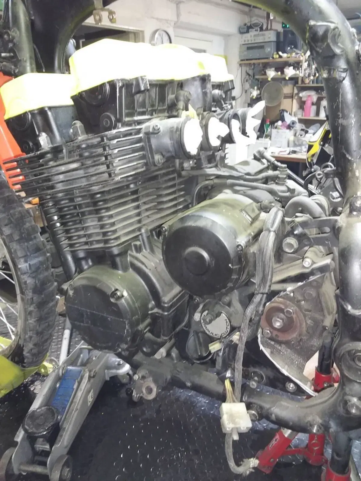 Honda cbx 750F (2)